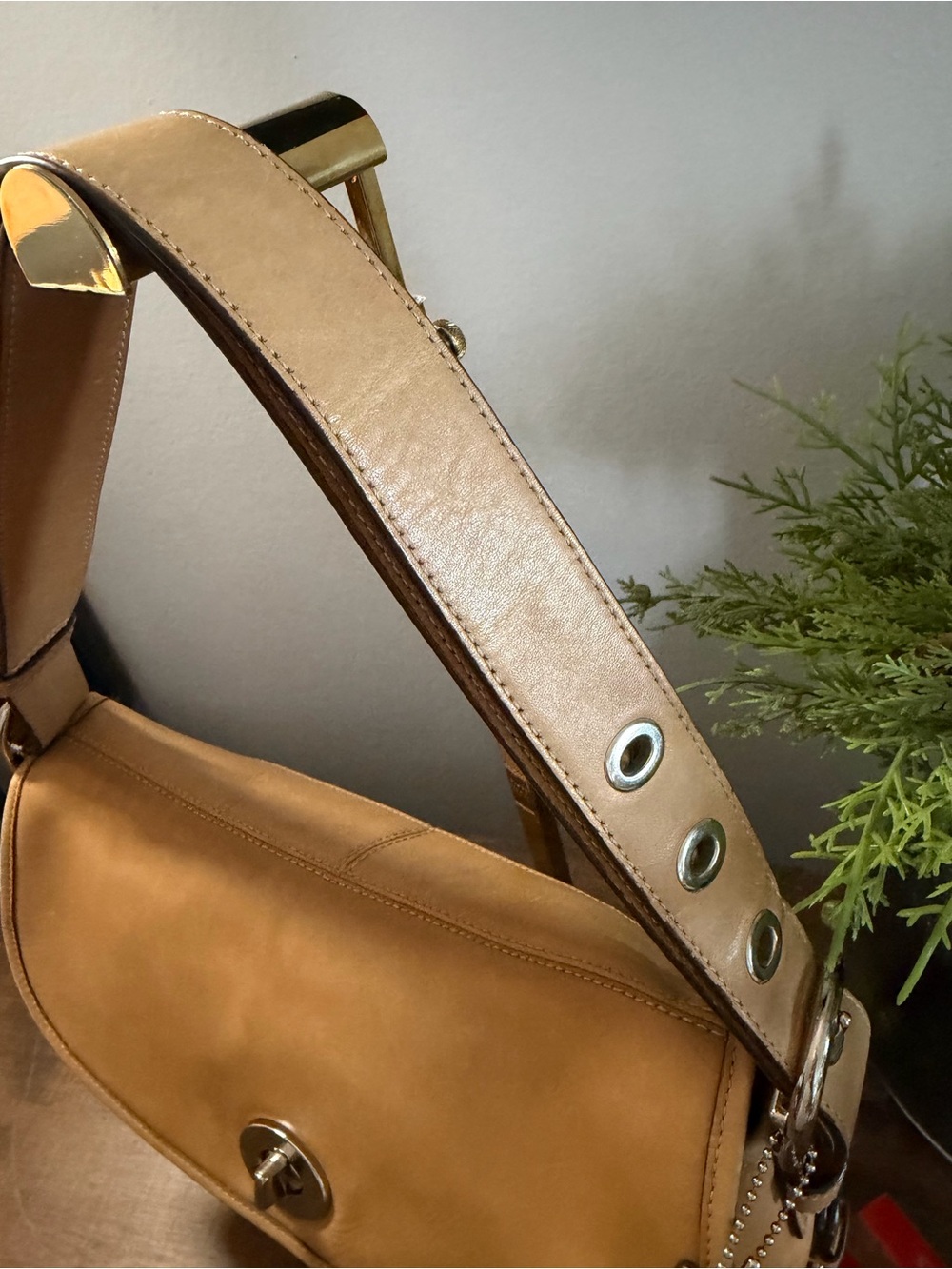 Coach Legacy Turnlock Flap Bag - Picture 4 of 16